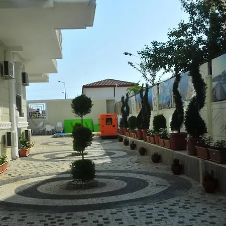 Hotel apartamentowy Sand Village Apart