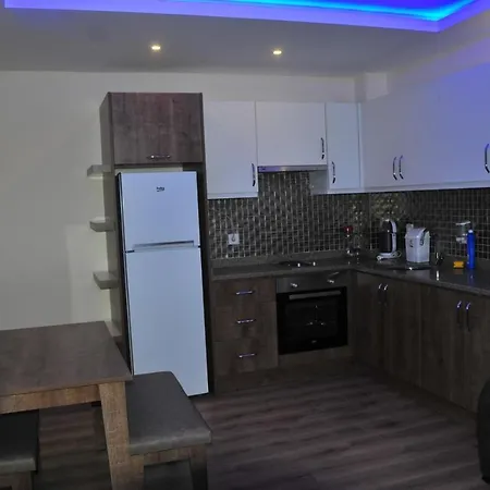 Hotel apartamentowy Sand Village Apart *